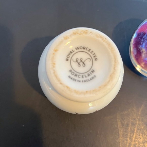 Royal Worcester Porcelain Egg Coddler. Standard Size - Picture 8 of 9